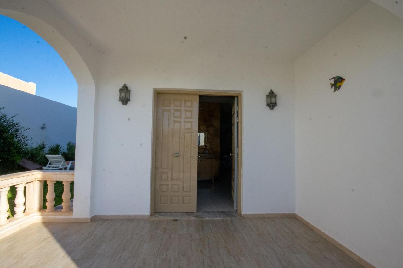 Villa Meublee Avec Piscine Et Abri De Voiture Erriadh Luaran gambar