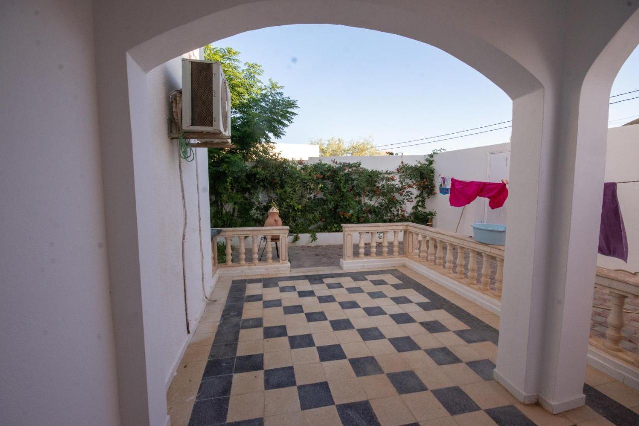 Villa Meublee Avec Piscine Et Abri De Voiture Erriadh Luaran gambar